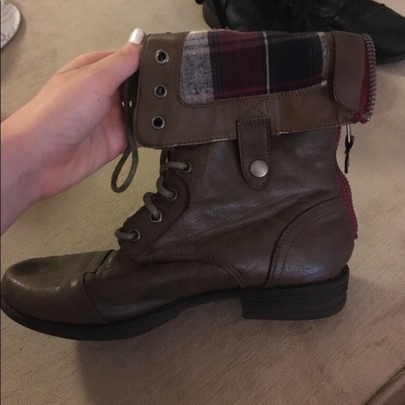 Steve Madden, ‘Troopa Boots’ - Picture 1 of 4